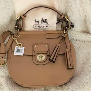 Coach Legacy Leather Willis crossbody / Sand Leather With Brass hardware
